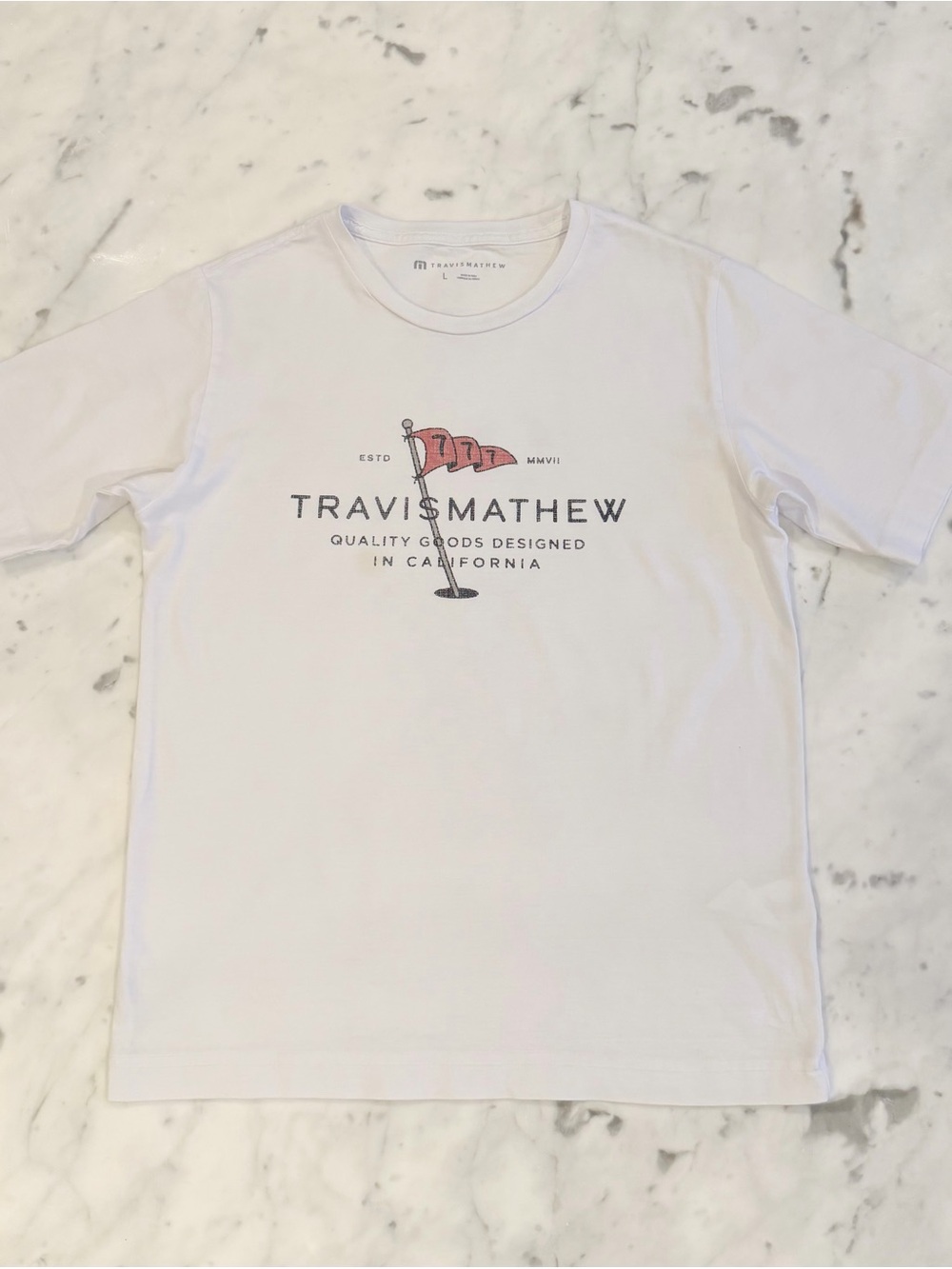 Travis Mathew Boys' White Logo Graphic Tee Size Large - Picture 2 of 4
